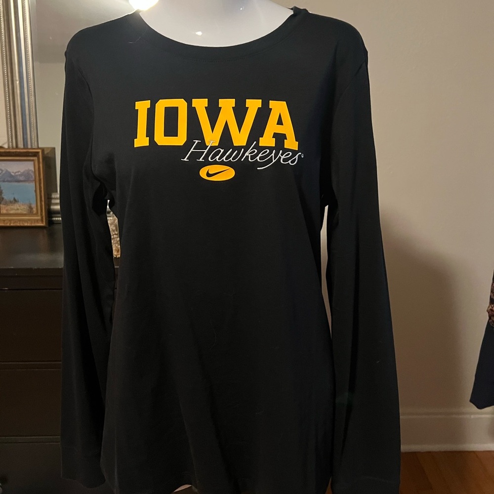 Nike Iowa Hawkeyes Long Sleeve